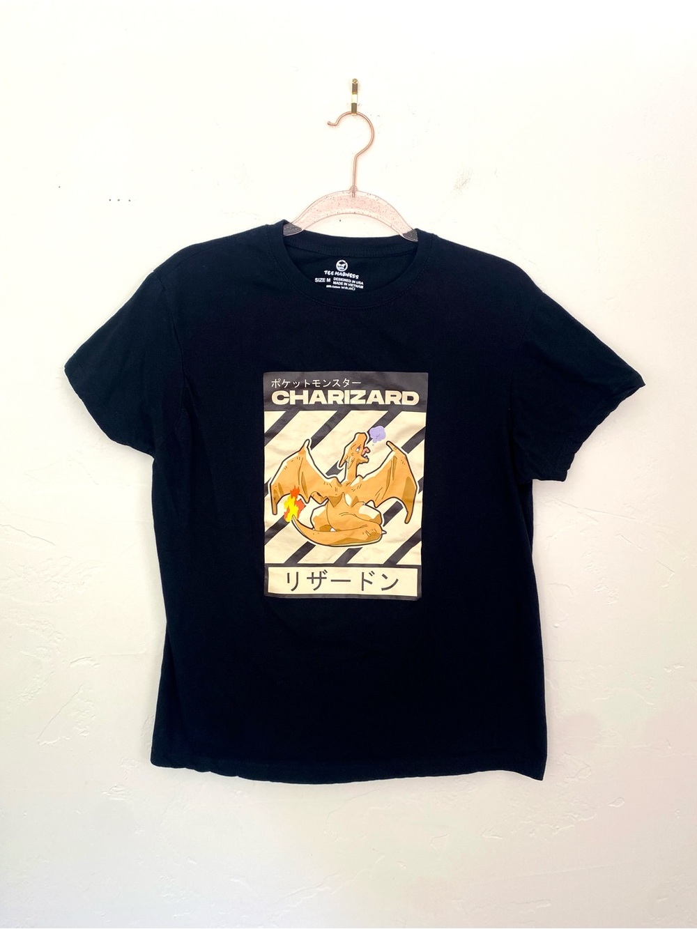 Pokémon Charizard M Black Graphic Tee with Japanese Writing